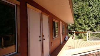 Top of Bay Lodge