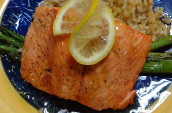 Roasted Garlic and Dill Dry Rub Salmon